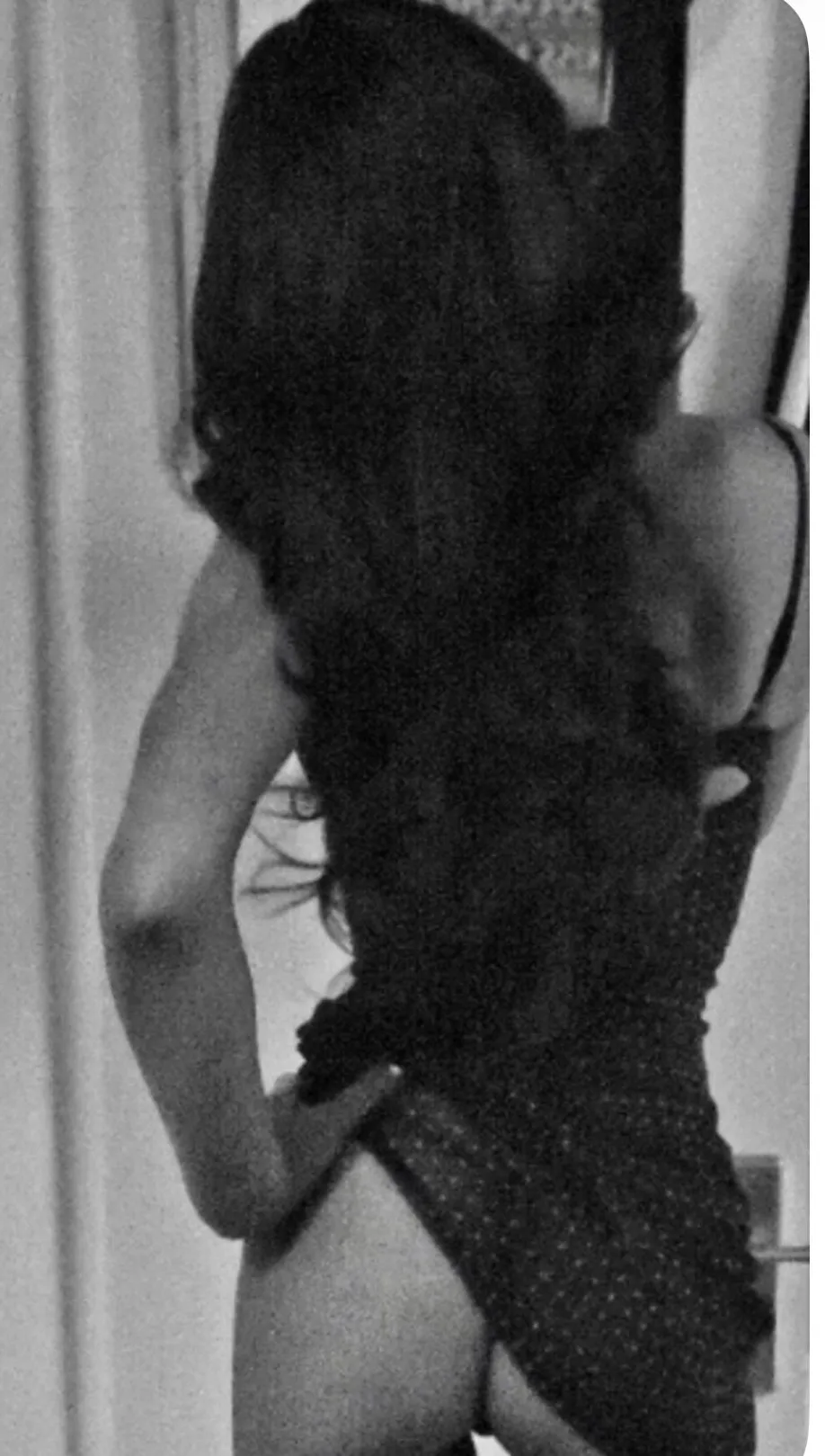 Dominique gallery image 3 - Luxury companion